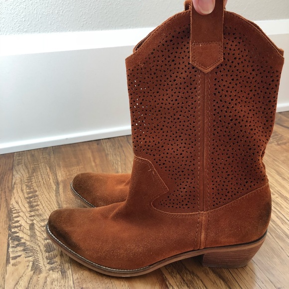 Suede BCBG Short Booties BOHO - Picture 2 of 8